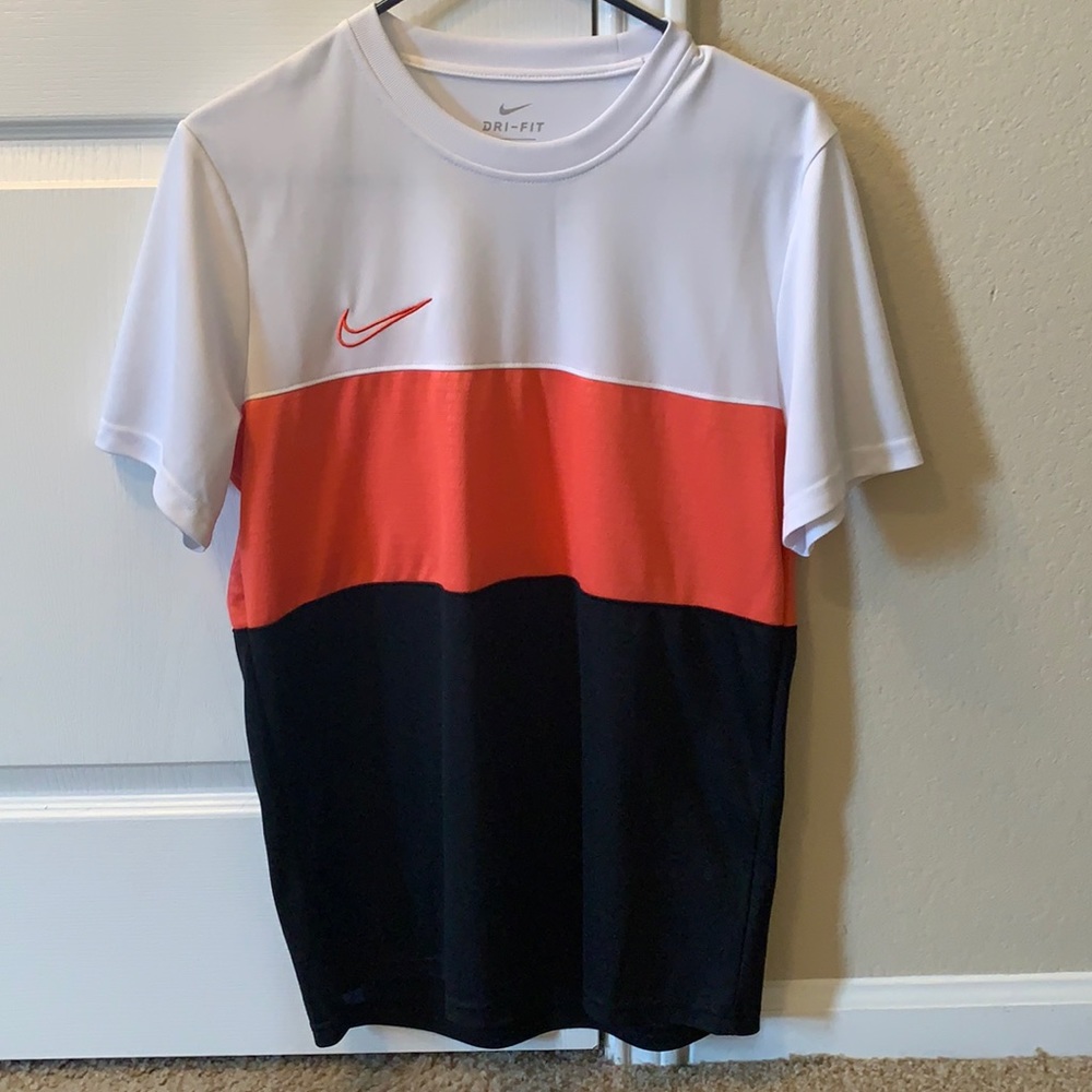 Nike Dri-Fit Shirt